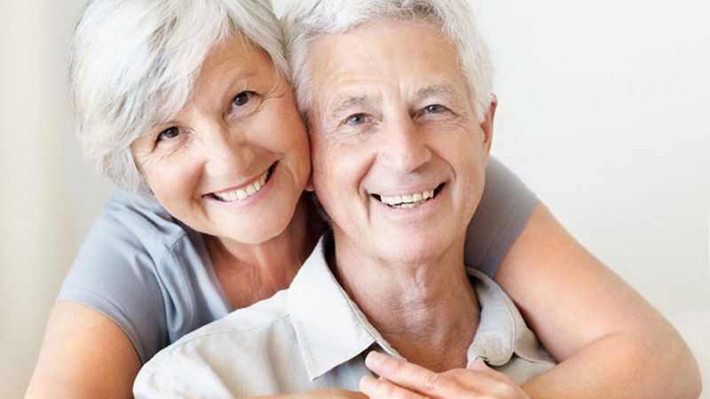 4 Common Senior Dental Care Challenges